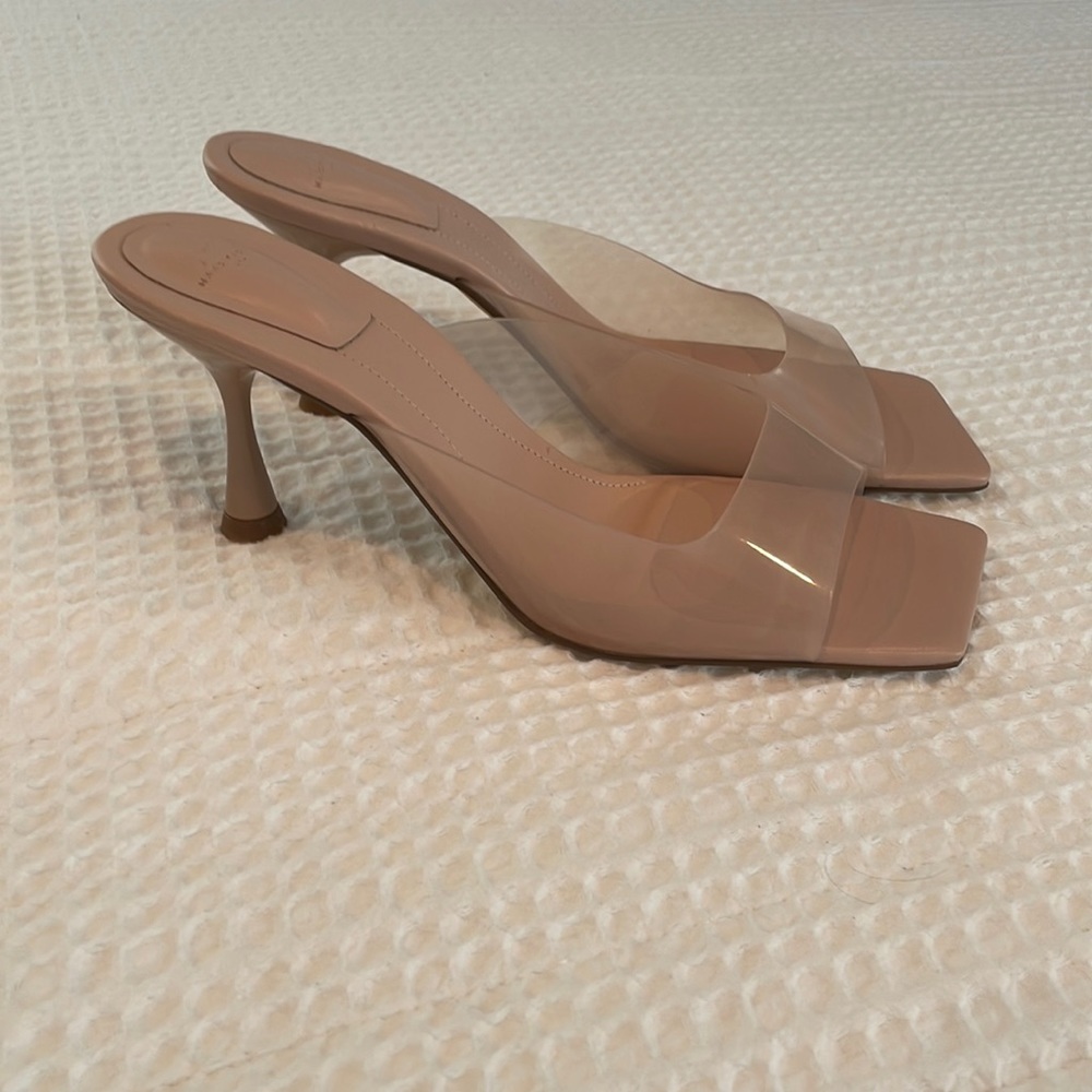NWOT Marc Fisher blush transparent plastic and patent leather kitten heels